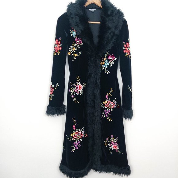 Betsey Johnson Jackets & Blazers - Vintage 90s Betsey Johnson Black Floral Embroidered Velvet Fur Trim Jacket 4